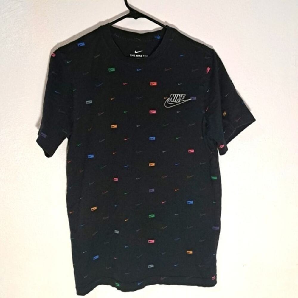 Nike t-shirt size s